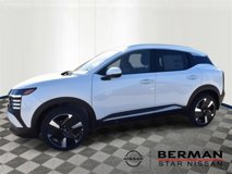 New 2025 Nissan Kicks SR