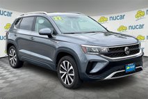 Used 2022 Volkswagen Taos SE