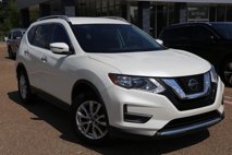 Used 2018 Nissan Rogue SV