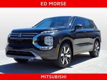 New 2025 Mitsubishi Outlander SE