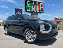 Used 2024 Mitsubishi Outlander ES