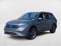 Used 2022 Volkswagen Tiguan SE