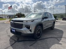 New 2025 Chevrolet Traverse LT w/ Sun and Wheel Package