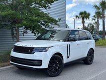 New 2025 Land Rover Range Rover SE