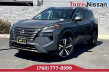 New 2025 Nissan Rogue SL w/ SL Premium Package