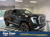New 2025 GMC Yukon Denali w/ Sun & Power Step Package