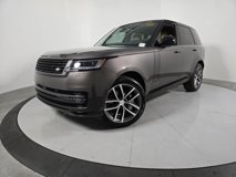 New 2025 Land Rover Range Rover SE