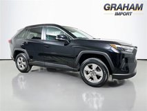 Used 2022 Toyota RAV4 XLE w/ Convenience Package