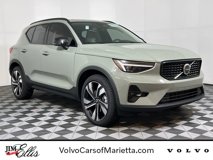 New 2025 Volvo XC40 B5 Plus w/ Protection Package Premier