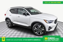 Used 2025 Volvo XC40 B5 Plus