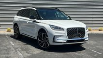 New 2025 Lincoln Corsair Grand Touring w/ Equipment Group 302A