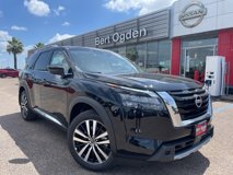 New 2025 Nissan Pathfinder Platinum w/ Cargo Package