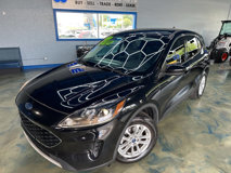 Used 2022 Ford Escape SE w/ Cold Weather Package