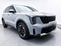 Used 2024 Kia Sorento S w/ Panoramic Sunroof Package