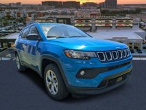 New 2025 Jeep Compass Latitude w/ Sun and Sound Group