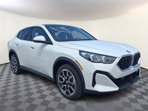 New 2025 BMW X2 xDrive28i w/ Premium Package