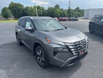 New 2025 Nissan Rogue SL