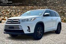 Used 2018 Toyota Highlander XLE