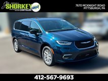 New 2025 Chrysler Pacifica Select