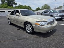 Used 2008 Lincoln Town Car Signature
