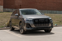New 2025 Audi Q7 3.0T Premium Plus