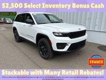 New 2025 Jeep Grand Cherokee Laredo