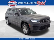 New 2025 Jeep Grand Cherokee Laredo X w/ Trailer Tow Package