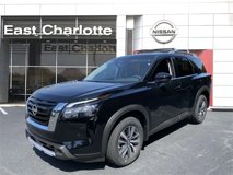 New 2025 Nissan Pathfinder SL