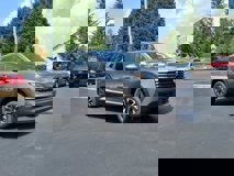 New 2025 Nissan Kicks SV