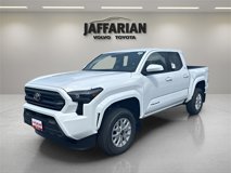 New 2025 Toyota Tacoma SR5