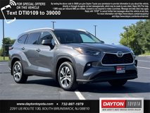 Used 2022 Toyota Highlander XLE
