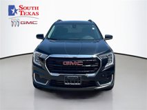 Used 2022 GMC Terrain SLE w/ Driver Convenience Package