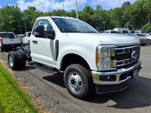 New 2025 Ford F350 4x4 Regular Cab DRW Super Duty