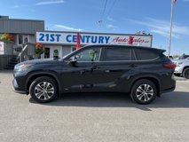 Used 2023 Toyota Highlander XLE
