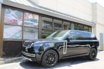 New 2025 Land Rover Range Rover Long Wheelbase SE