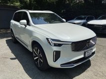 New 2025 Volvo XC90 B6 Core w/ Climate Package