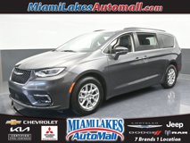 Used 2022 Chrysler Pacifica Touring-L