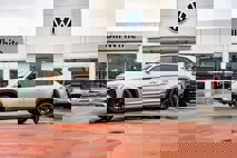 New 2025 Volkswagen Atlas Cross Sport SEL R-Line