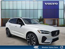 New 2025 Volvo XC60 B5 Ultra w/ Protection Package