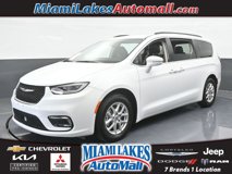Used 2022 Chrysler Pacifica Touring-L