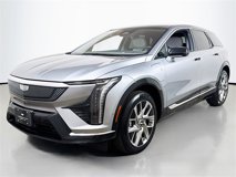New 2025 Cadillac Optiq Luxury 1