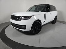 New 2025 Land Rover Range Rover SE
