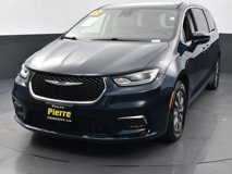 Used 2022 Chrysler Pacifica Touring-L