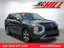 New 2025 Mitsubishi Outlander SE