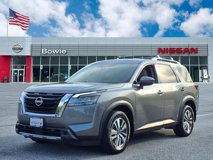 Used 2023 Nissan Pathfinder SL