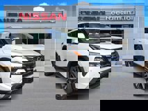 New 2025 Nissan Rogue SL