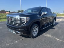 New 2025 GMC Sierra 1500 Denali w/ Technology Package