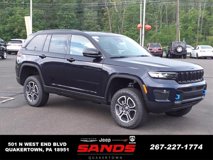New 2023 Jeep Grand Cherokee Trailhawk w/ Luxury Tech Group III