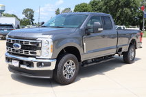 New 2025 Ford F350 XLT