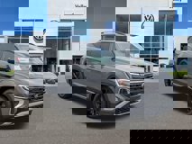 New 2025 Volkswagen Atlas Peak Edition SE